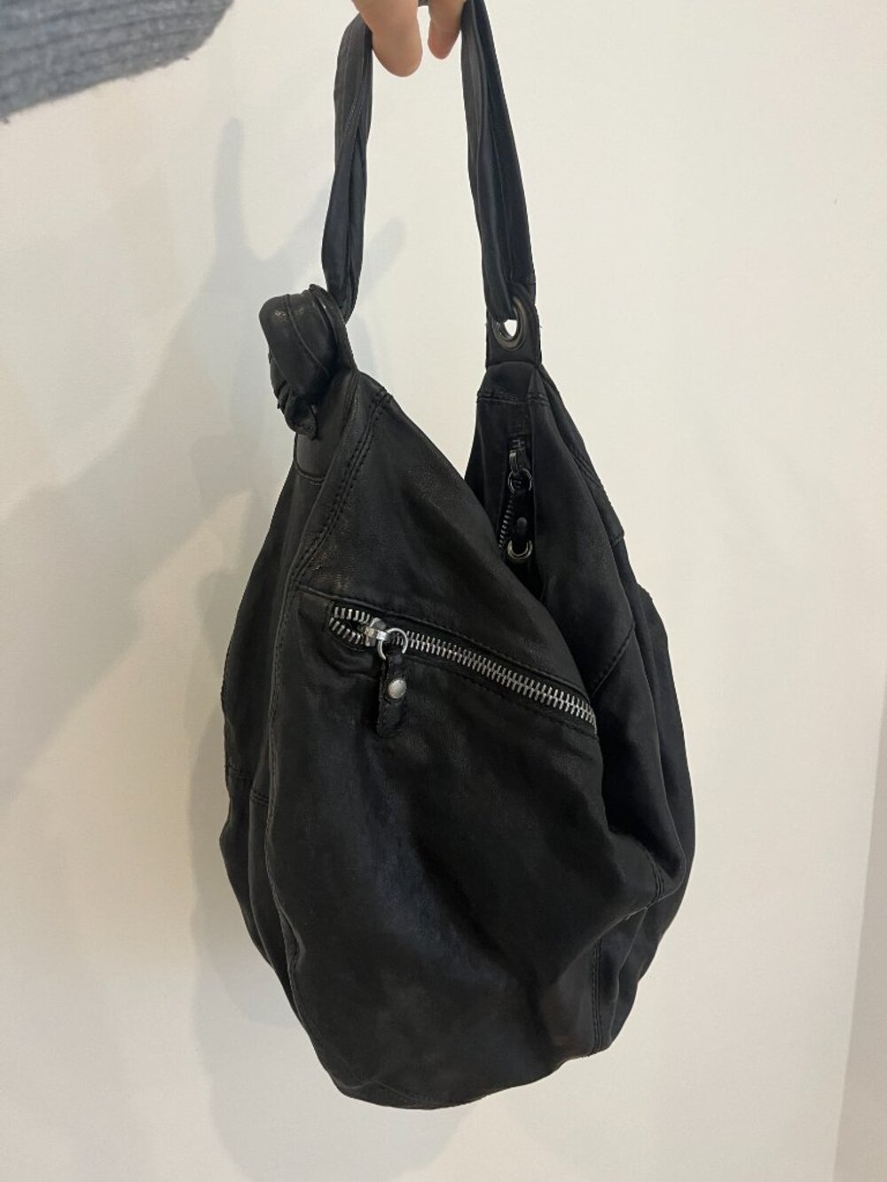 Sissirossi leather over the shoulder bag